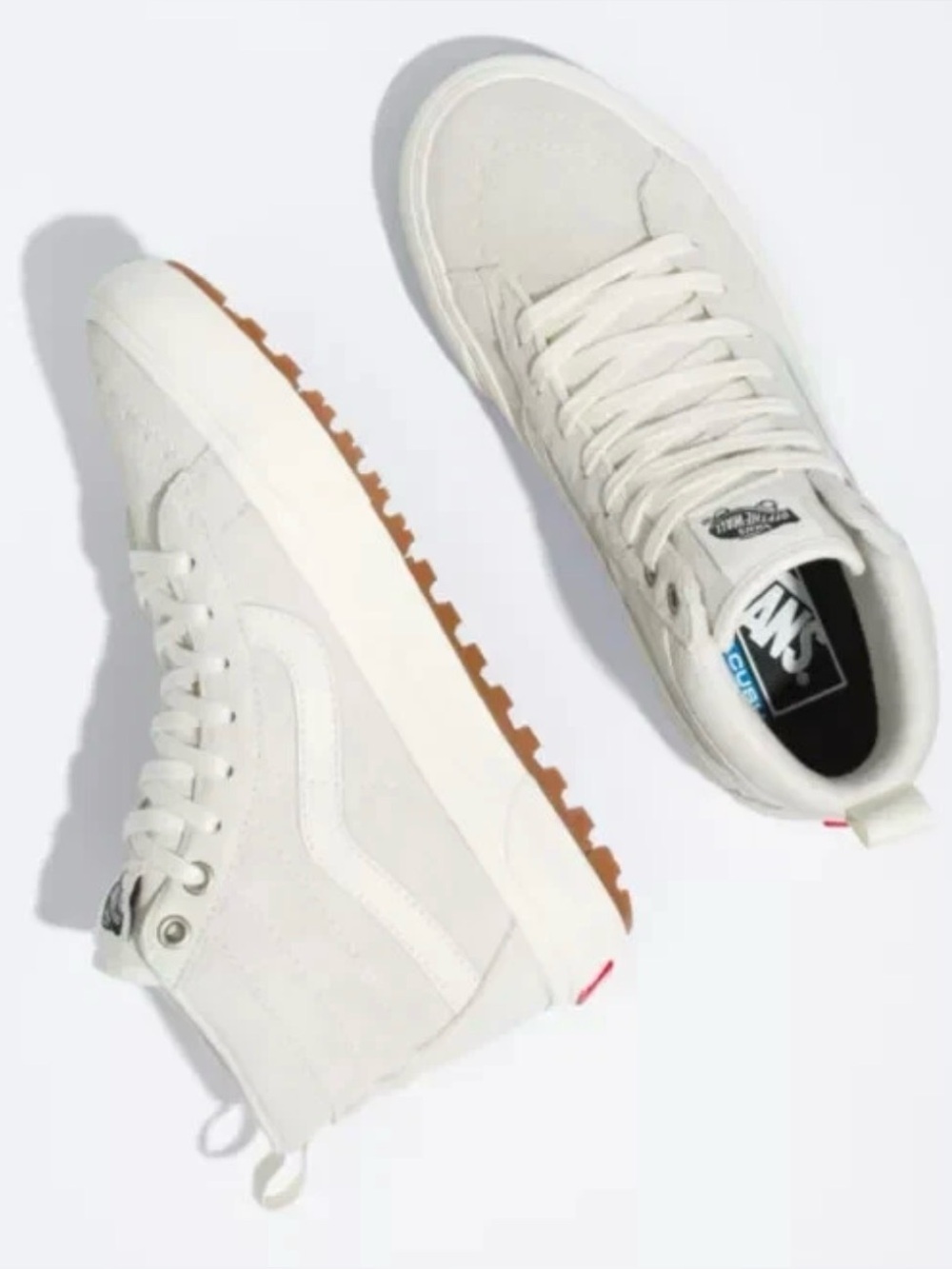 Vans Unisex Sk8-Hi Platform Sneaker with Gum Outsole.. men’s 9.2 and women 11 - Picture 3 of 6